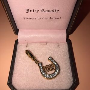 Juicy couture Good luck horseshoe charm